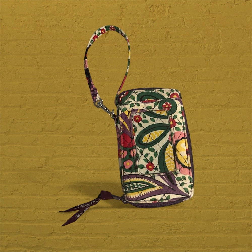 Floral Patterned Wristlet